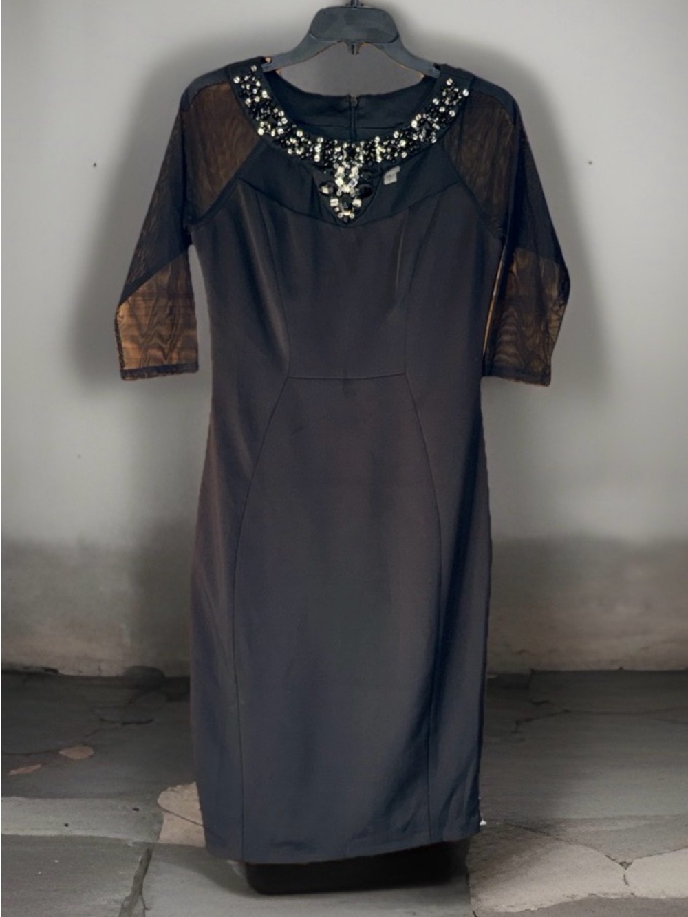 Signature by Sangria Women’s Black Midi Dress w/Beaded Neckline-6-GC